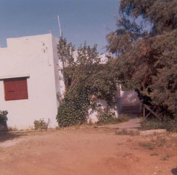 קטע 19 הבית בכפר הס